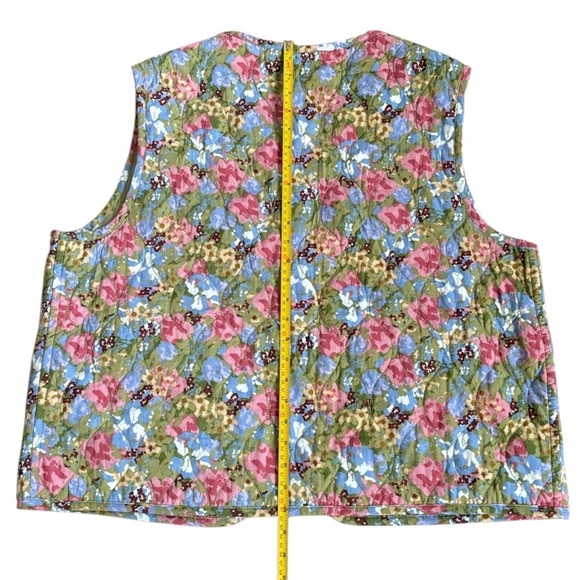 Like New Lucy & Yak Floral Quilted Open Front Vest Size Large - Picture 10 of 10